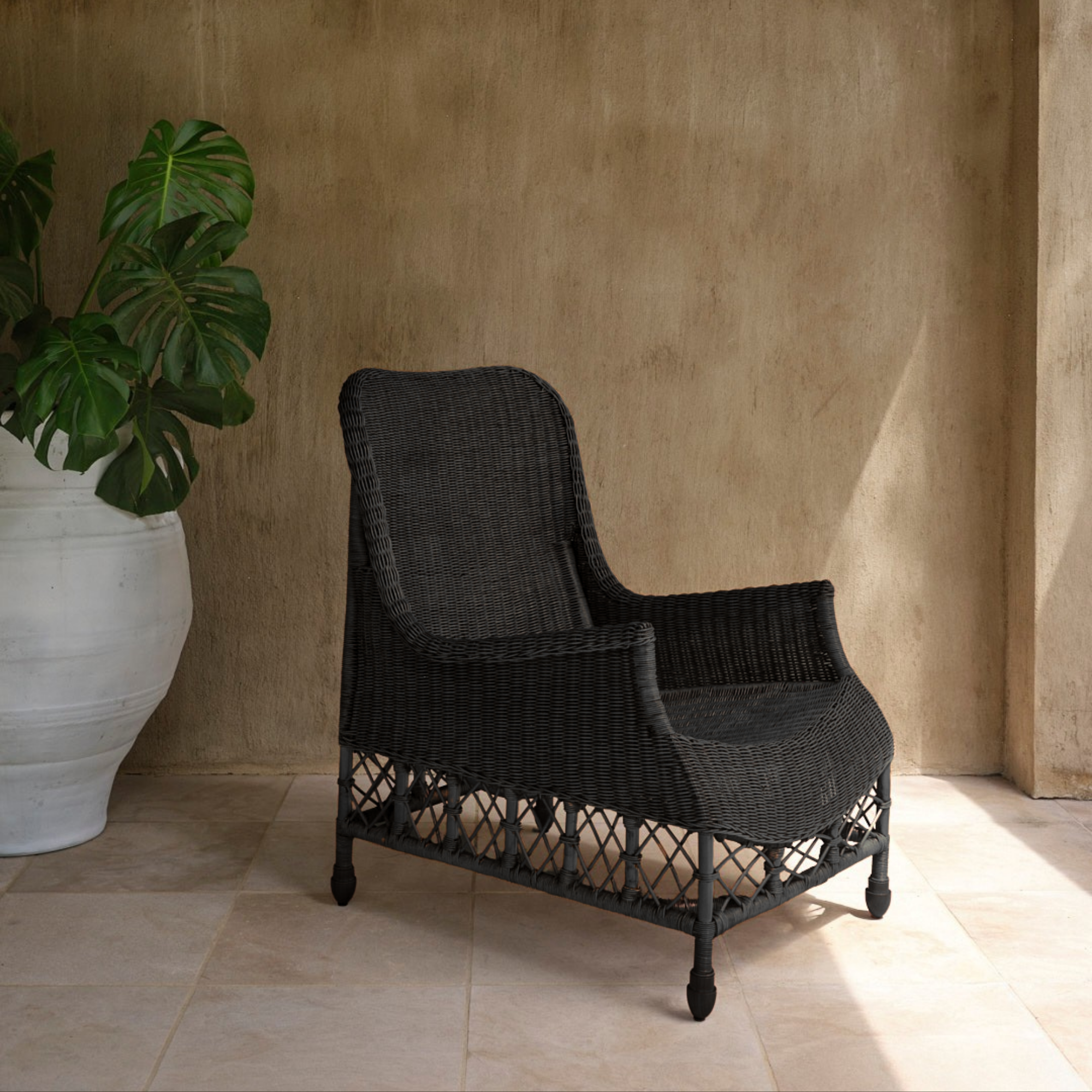 Realm August Lounge Chair