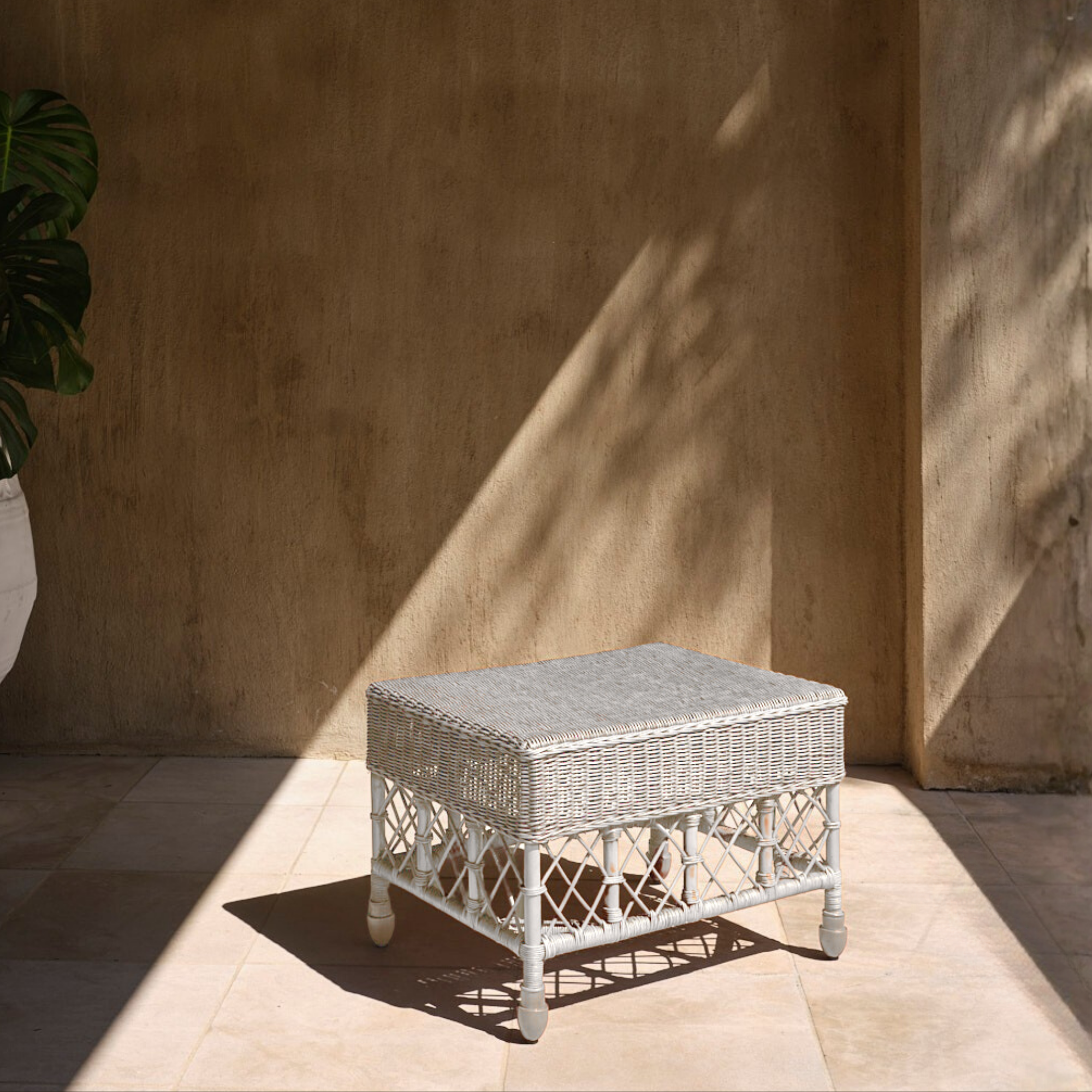 Realm August Side Table