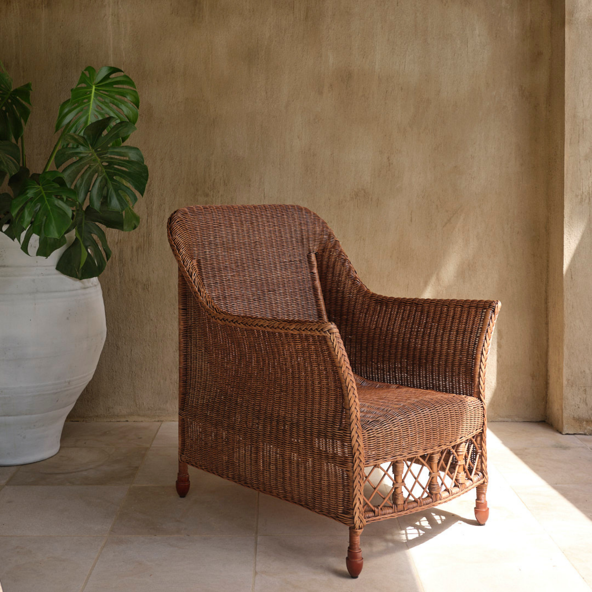 Realm Desiree Lounge Chair