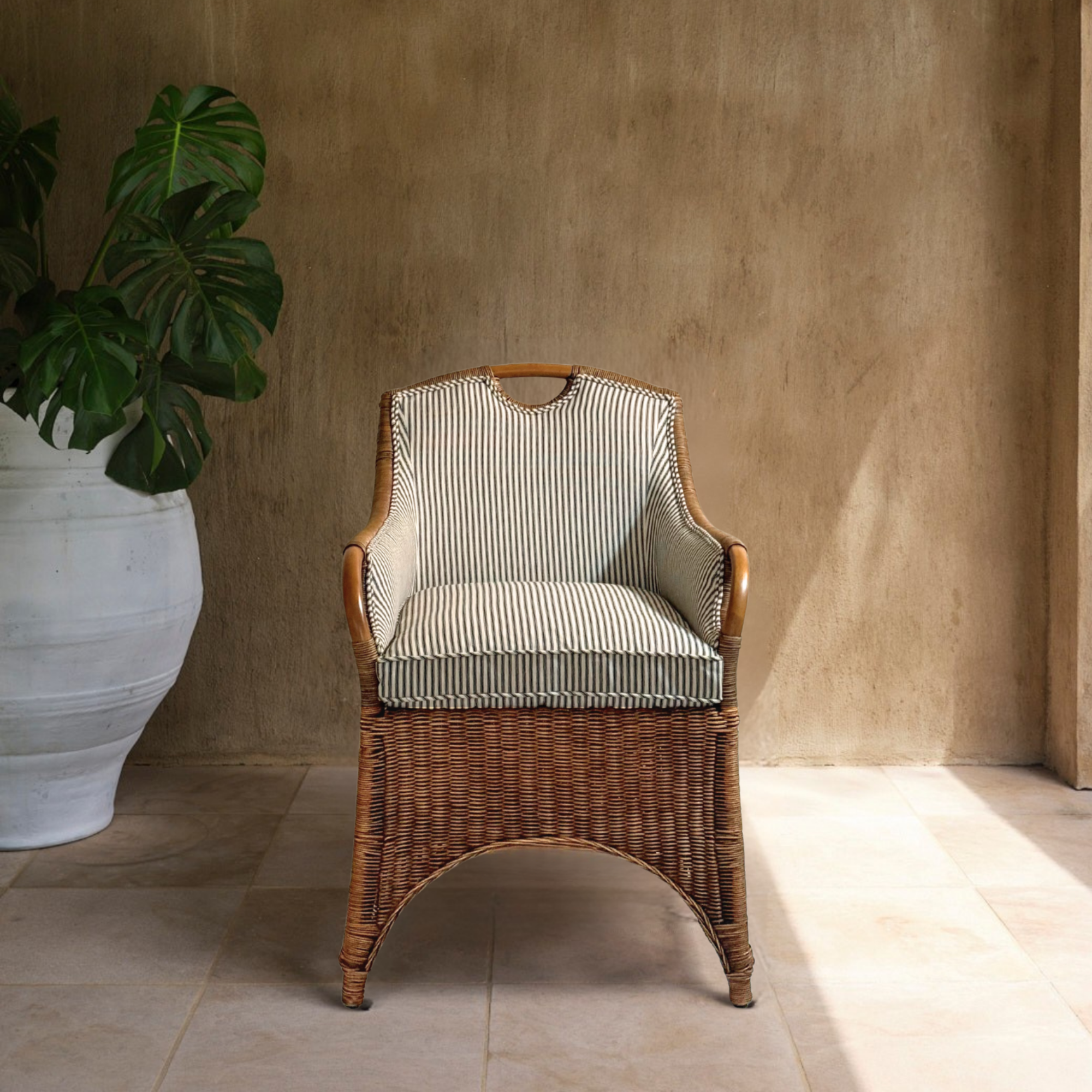 Realm Mary Louise Chair