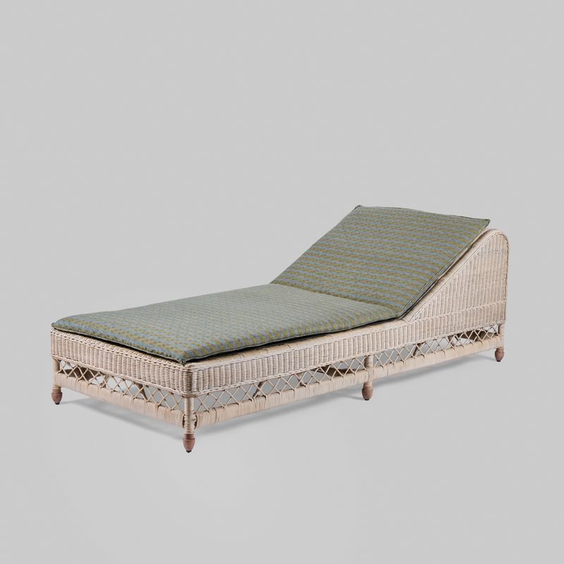 Realm August Daybed